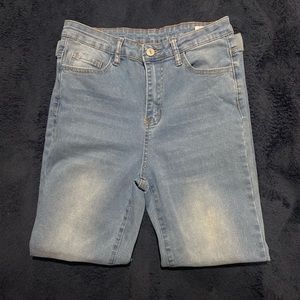 Light Wash Skinny Jeans